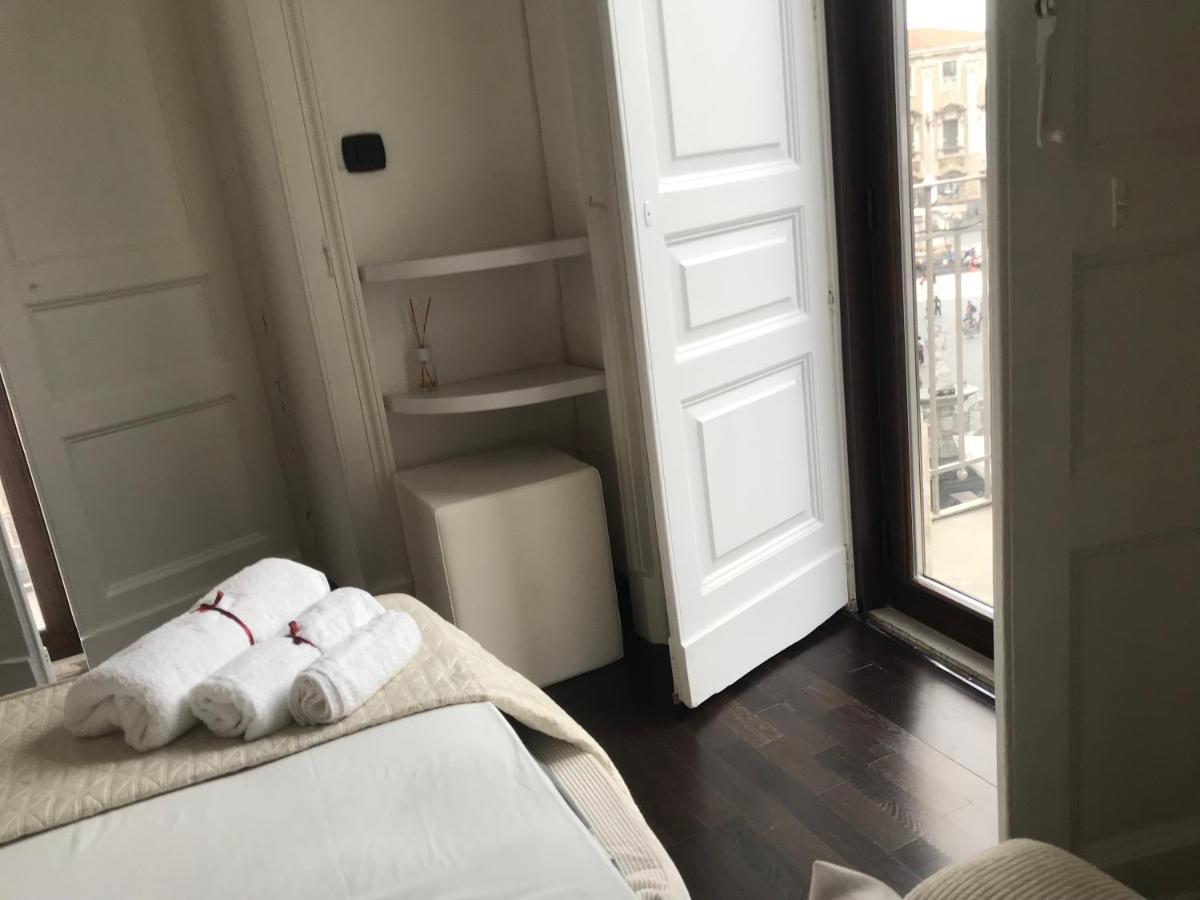 Casa Vacanza Vip Hotel Catania Eksteriør billede